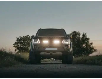 LAND ROVER DISCOVERY 4 (2014+) GRILLE KIT met 2x Triple-R 750 Abverkauf