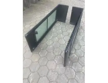 SET ZIJPANELEN 90 GEBRUIKT ZWART MET SCHUIFRAAM Günstig